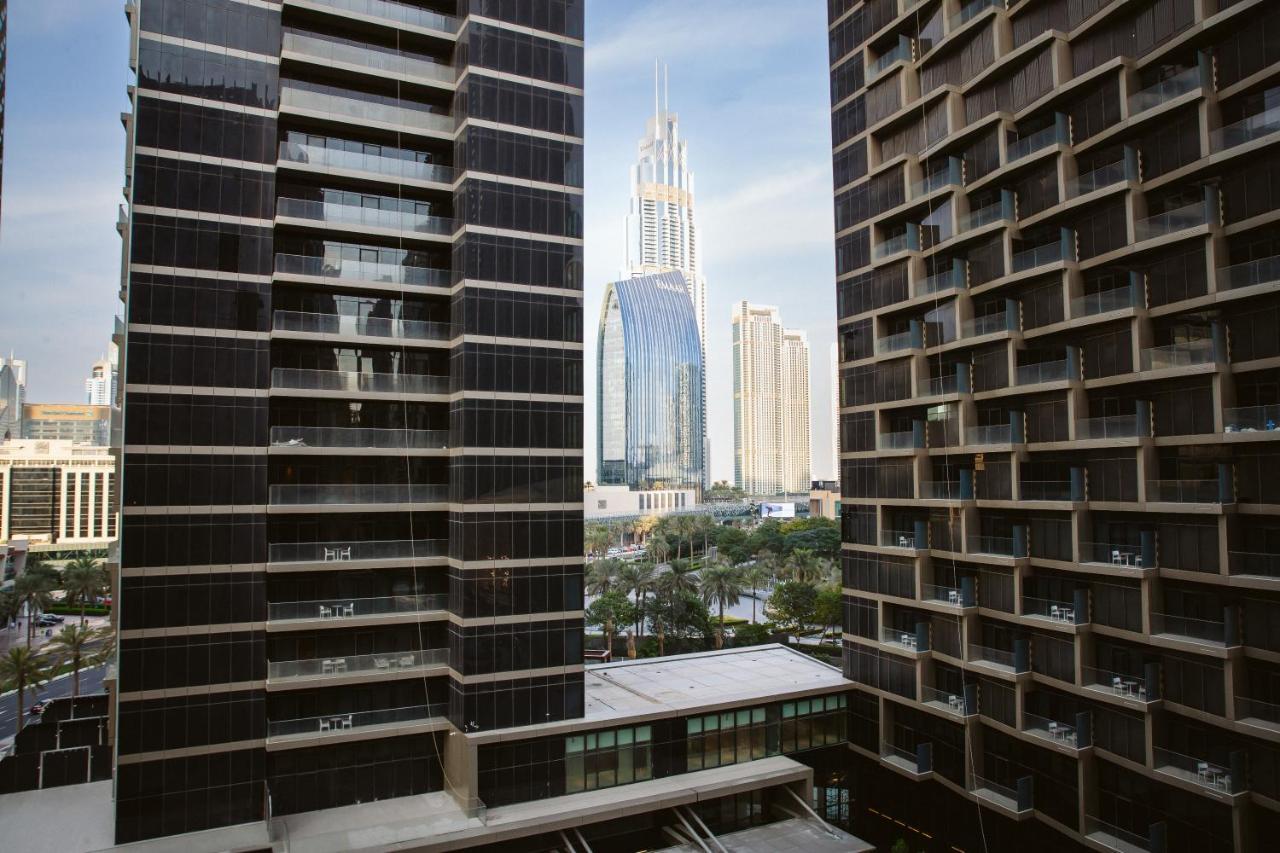 Luxury Apartment At Standpoint Tower By Emaar Dubái Exterior foto